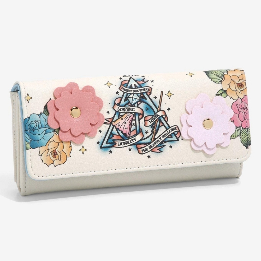 Disney Parks Harry Potter Hogwarts Wallet